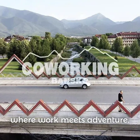 فندق Np House- Social Hotel&coworking By Networking Premium, Free Shuttle بانسكو