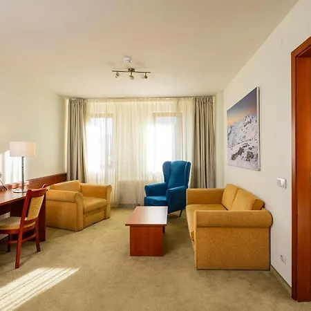 Coliving Bansko, The Social With The Complimented Bulgarian Modern Cuisine Hotel