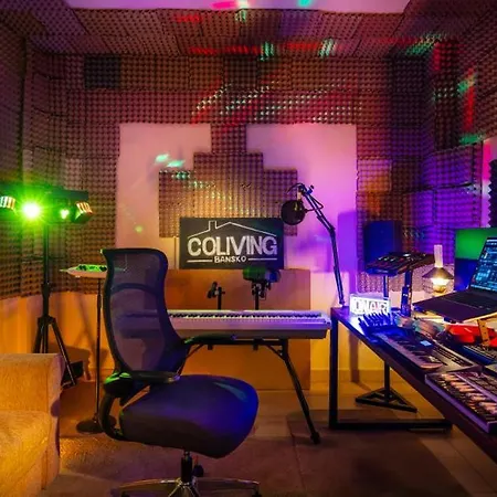 Coliving Bansko, The Social With The Complimented Bulgarian Modern Cuisine Hotel Bansko