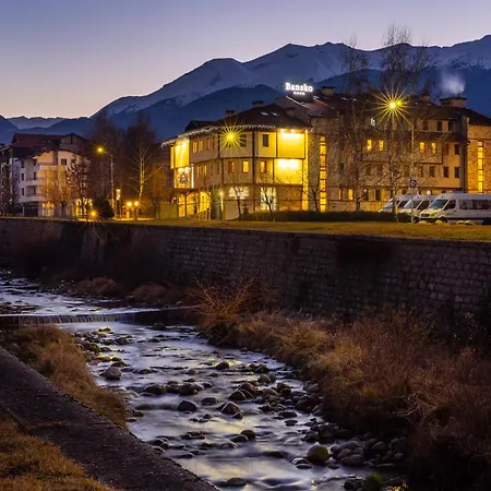 Coliving Bansko, The Social With The Complimented Bulgarian Modern Cuisine Hotel Bansko