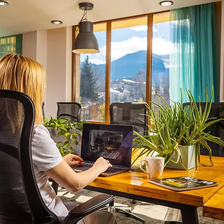 Coliving Bansko, The Social With The Complimented Bulgarian Modern Cuisine Hotel 4*