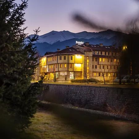 Hotel Coliving Bansko, The Social With The Complimented Bulgarian Modern Cuisine Bansko